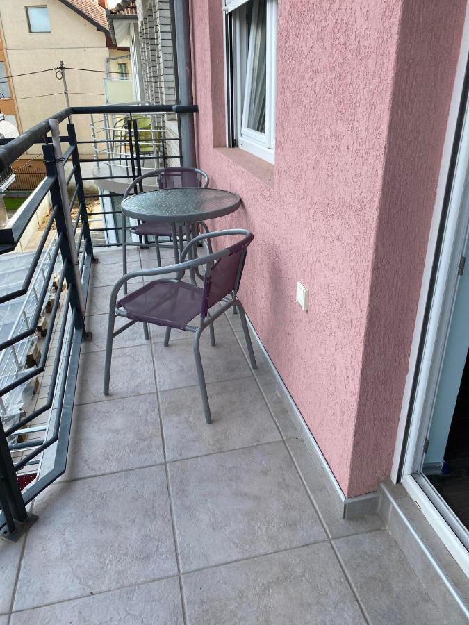 Guest House Trajkovic Jagodina Exteriör bild