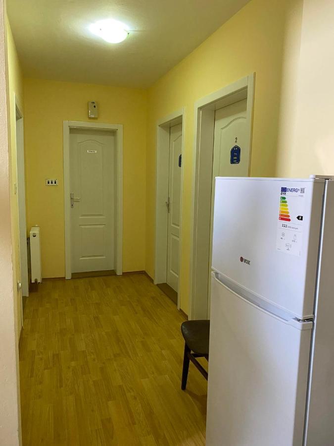 Guest House Trajkovic Jagodina Exteriör bild